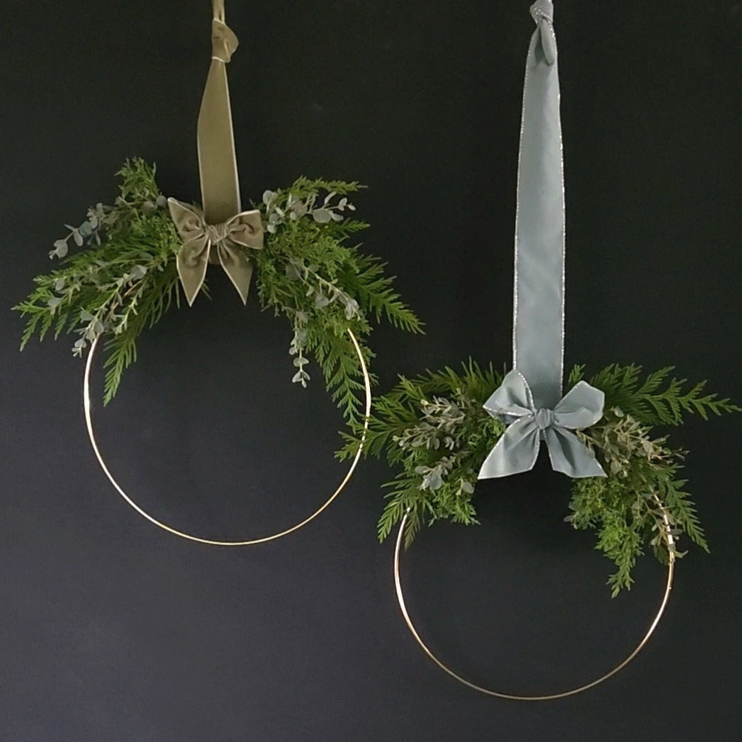 Wreaths for Small Spaces